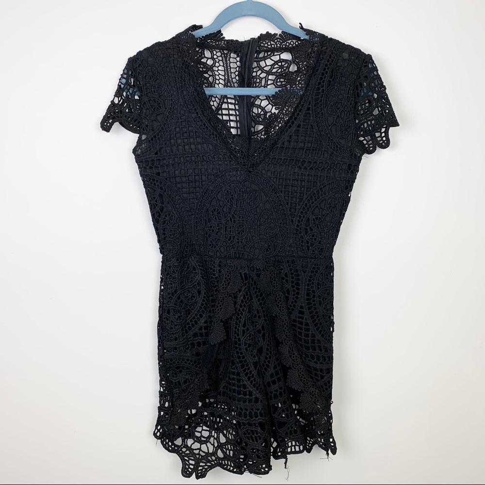 Black Lace V-Neck Lace Overlay Short Sleeve Romper